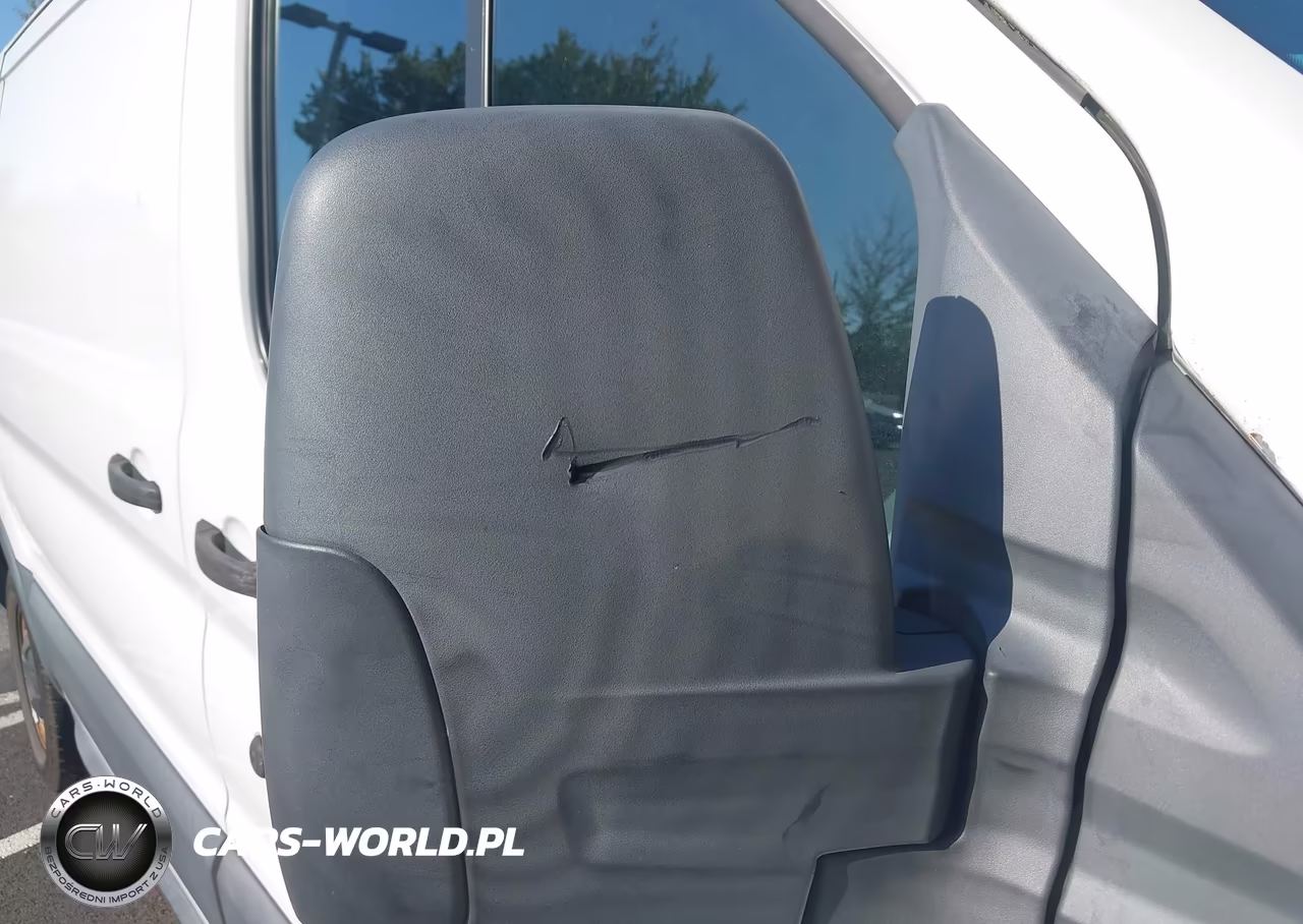 2018 Ford Transit-150 VIN:1FTYE1YM7JKB31191 - 12