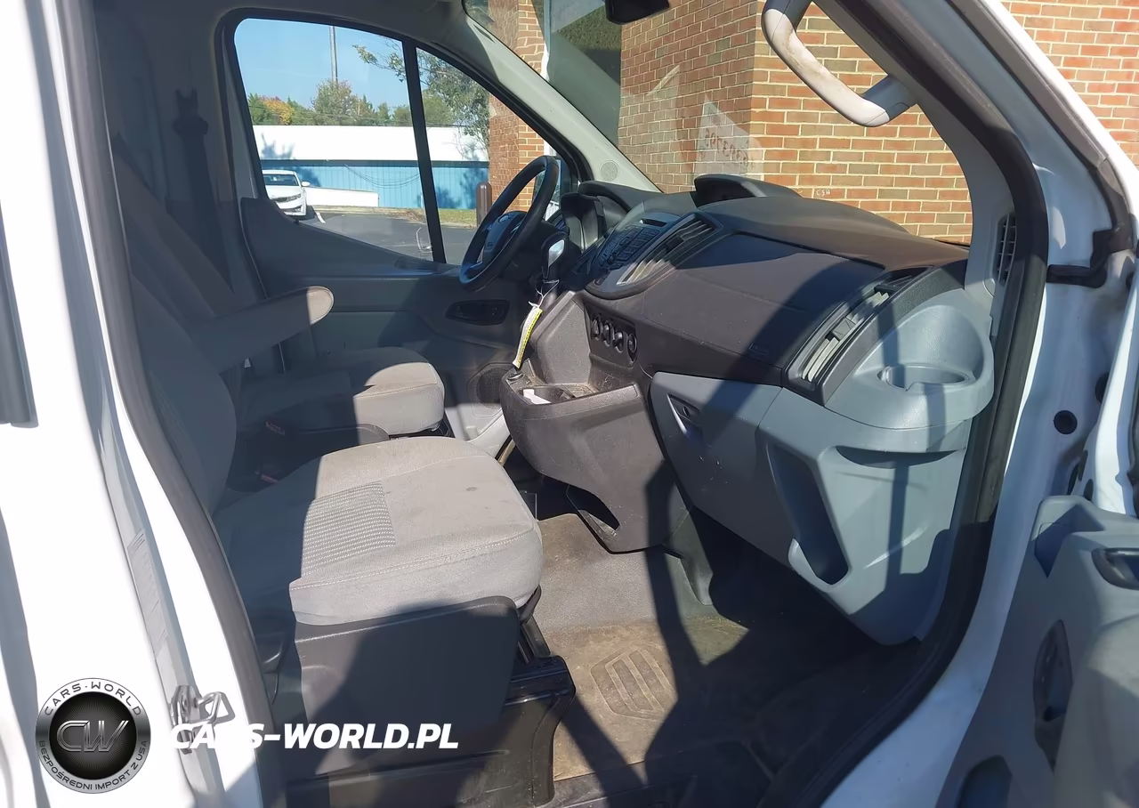 2018 Ford Transit-150 VIN:1FTYE1YM7JKB31191 - 5