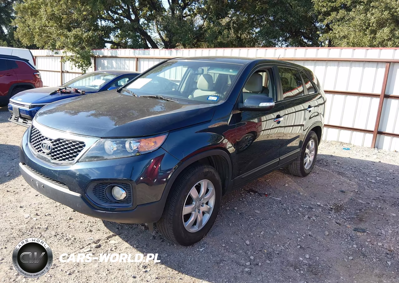 2013 Kia Sorento Lx VIN:5XYKT3A15DG390022 - 2