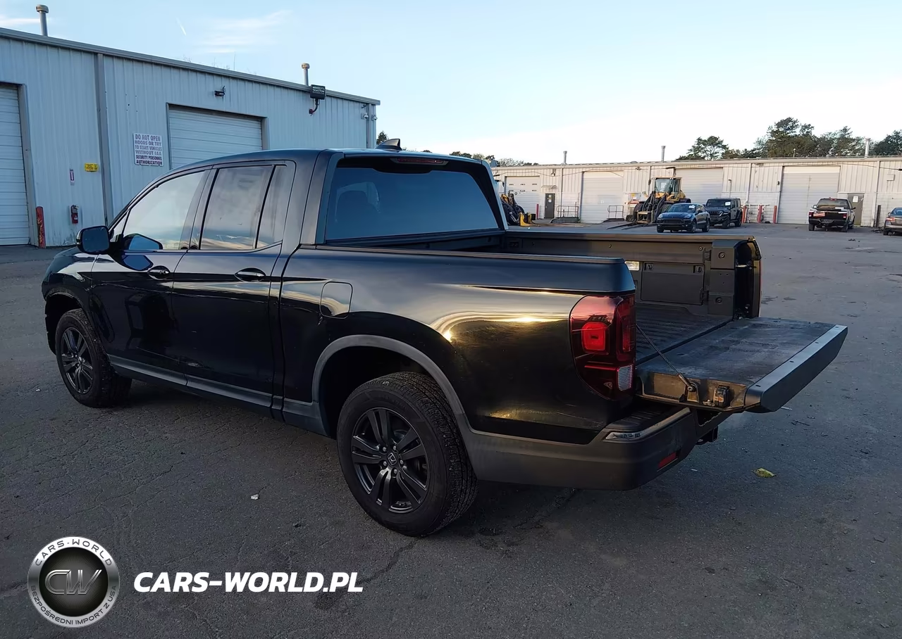 2019 Honda Ridgeline Sport VIN:5FPYK3F17KB040473 - 3