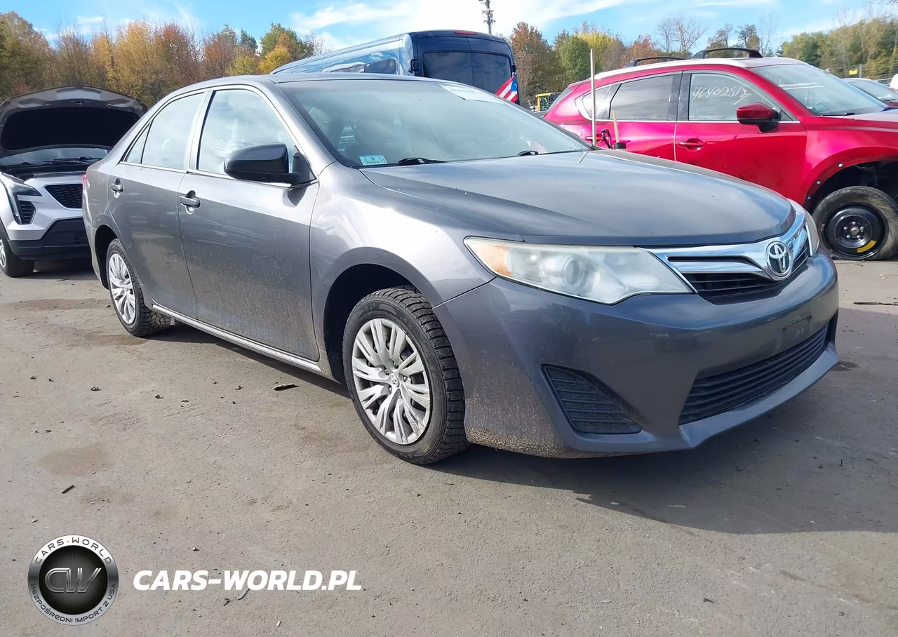 2014 Toyota Camry Le VIN:4T4BF1FK4ER381732 - 1
