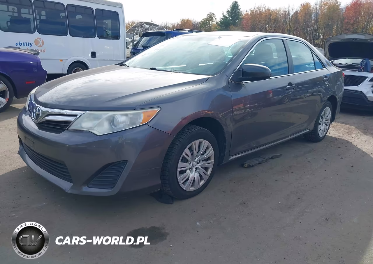 2014 Toyota Camry Le VIN:4T4BF1FK4ER381732 - 2