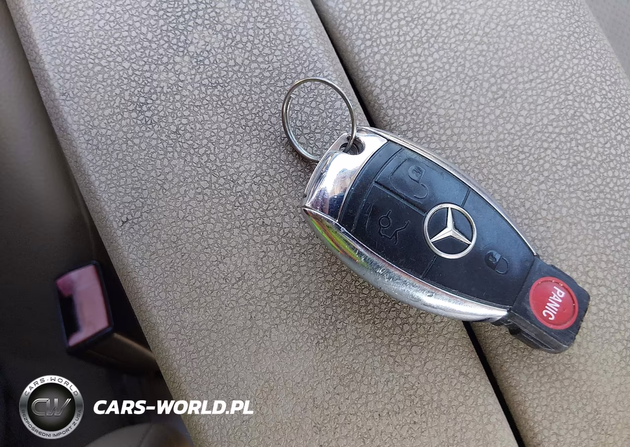 2009 Mercedes-Benz C 300 Luxury VIN:WDDGF54X79R050703 - 11