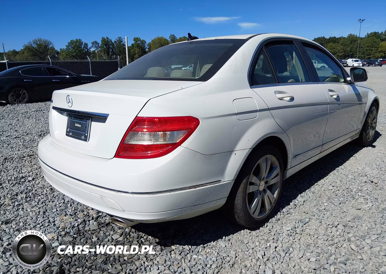 2009 Mercedes-Benz C 300 Luxury VIN:WDDGF54X79R050703 - 4