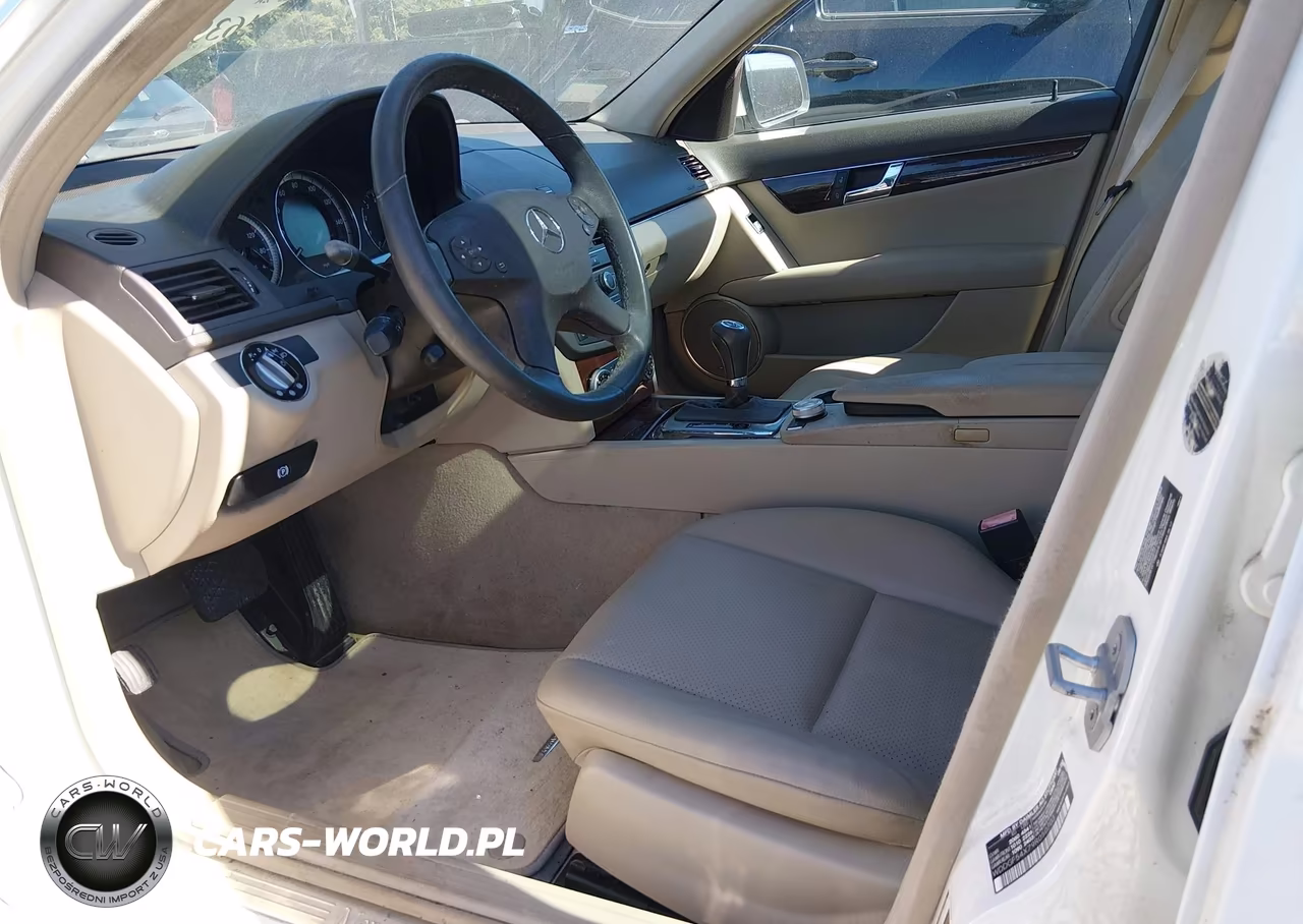2009 Mercedes-Benz C 300 Luxury VIN:WDDGF54X79R050703 - 5