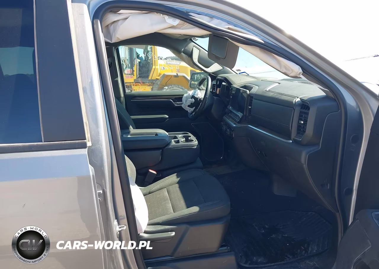 2026 Chevrolet Silverado 1500 2Wd Short Bed Rst VIN:3GCPADEDXTG244043 - 5