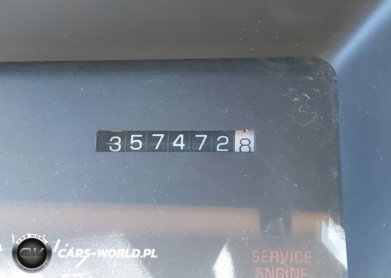 1992 Buick Roadmaster VIN:1G4BN5371NR452389 - 7