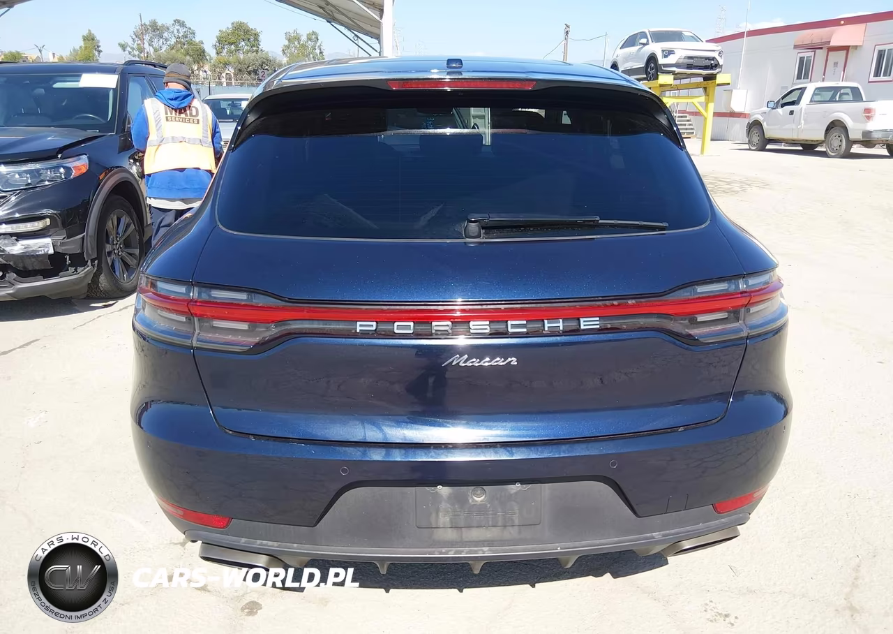2020 Porsche Macan VIN:WP1AA2A50LLB05260 - 16