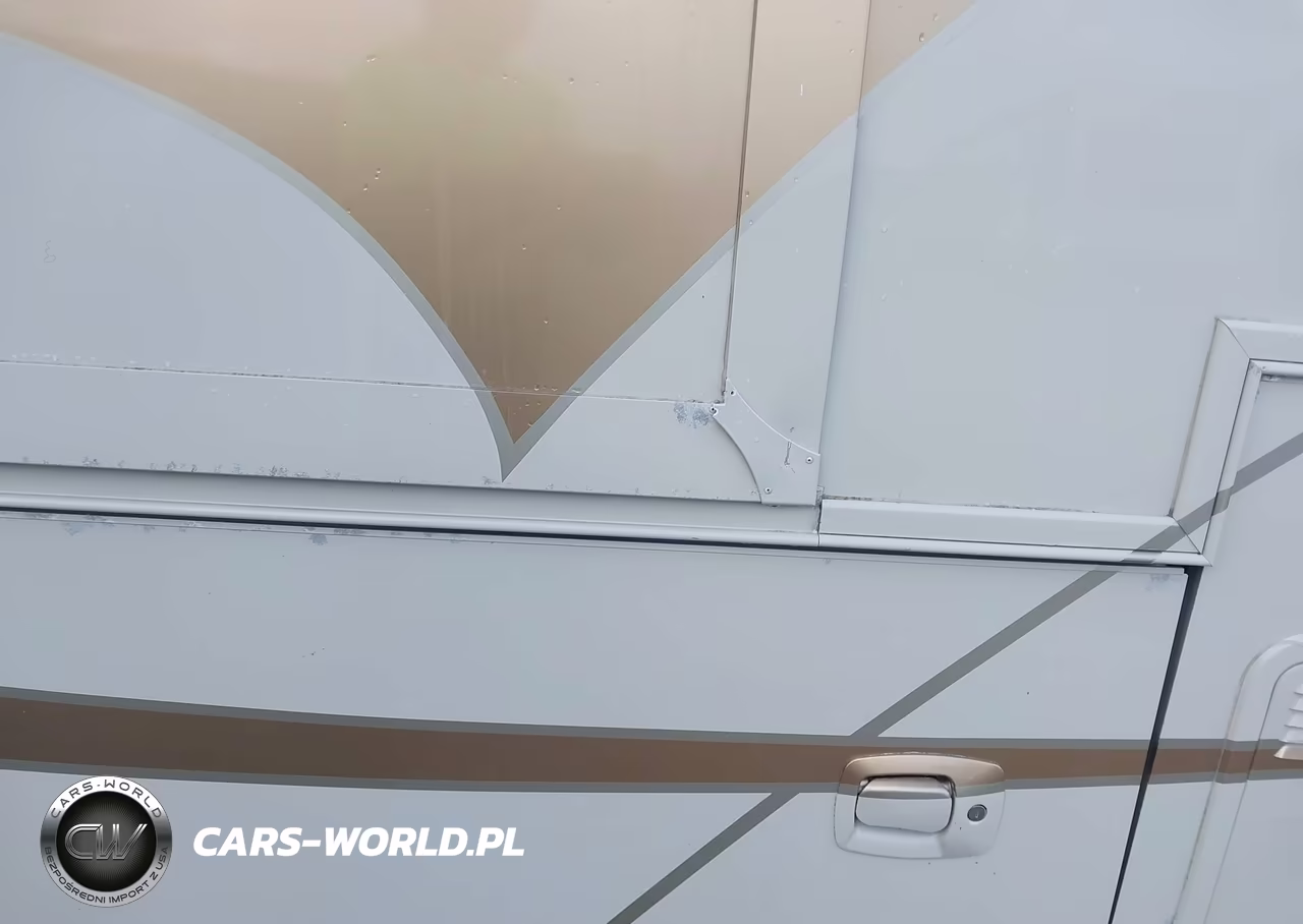 2008 Freightliner Chassis X Line Motor Home VIN:4UZACHCY18CZ66858 - 18
