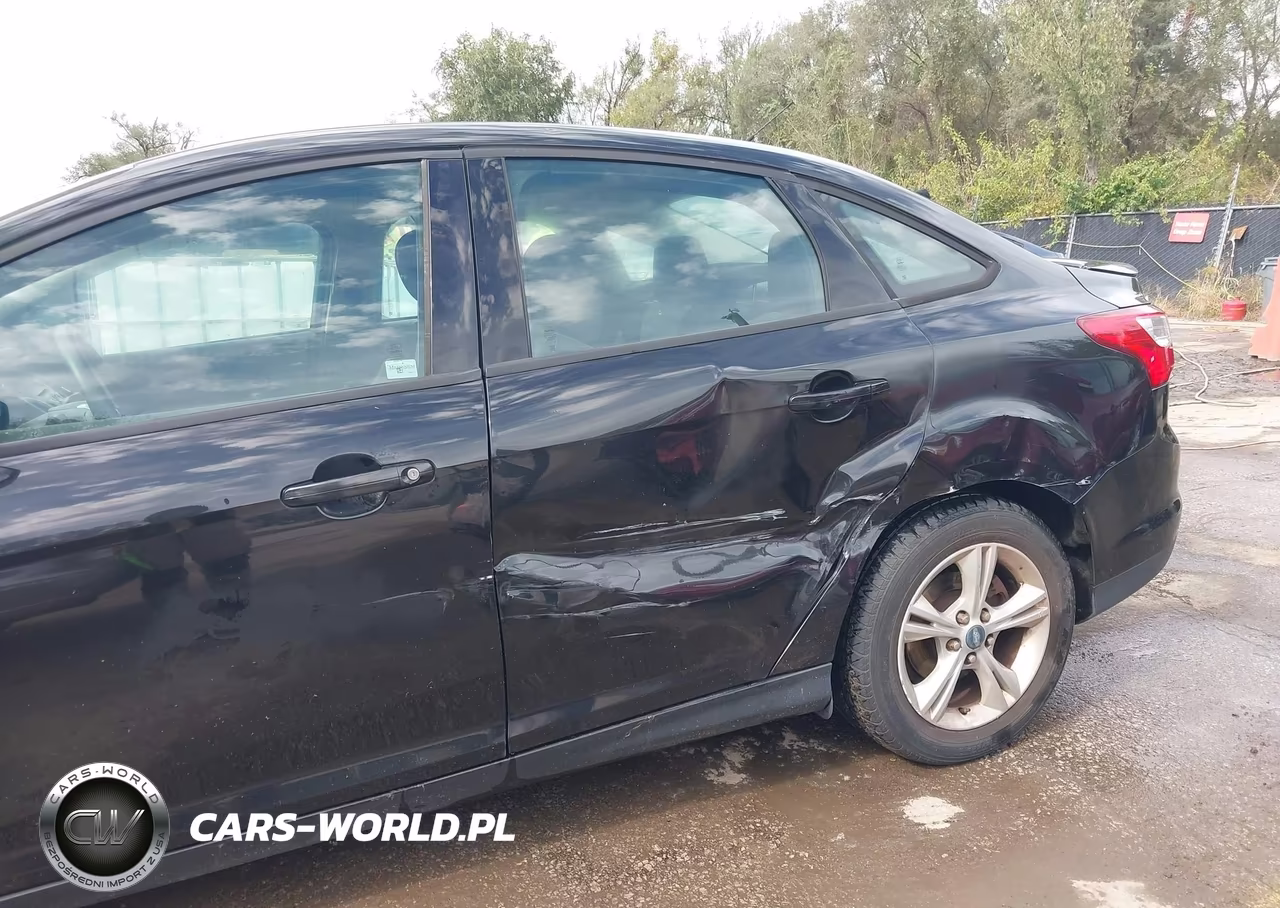2012 Ford Focus Se VIN:1FAHP3F22CL455028 - 6