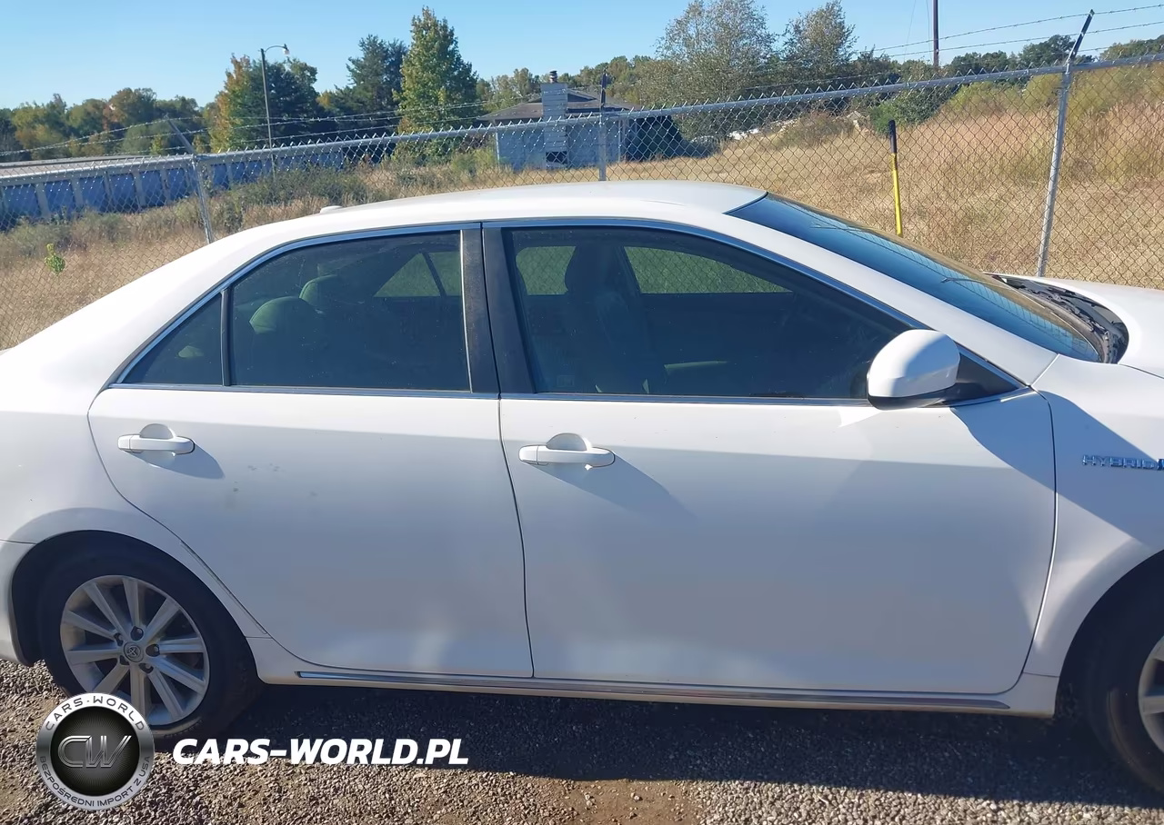 2014 Toyota Camry Hybrid Xle VIN:4T1BD1FKXEU112604 - 13