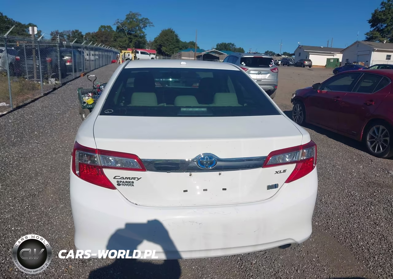 2014 Toyota Camry Hybrid Xle VIN:4T1BD1FKXEU112604 - 16
