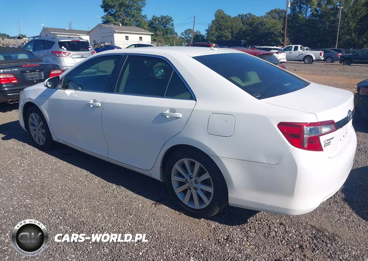 2014 Toyota Camry Hybrid Xle VIN:4T1BD1FKXEU112604 - 3