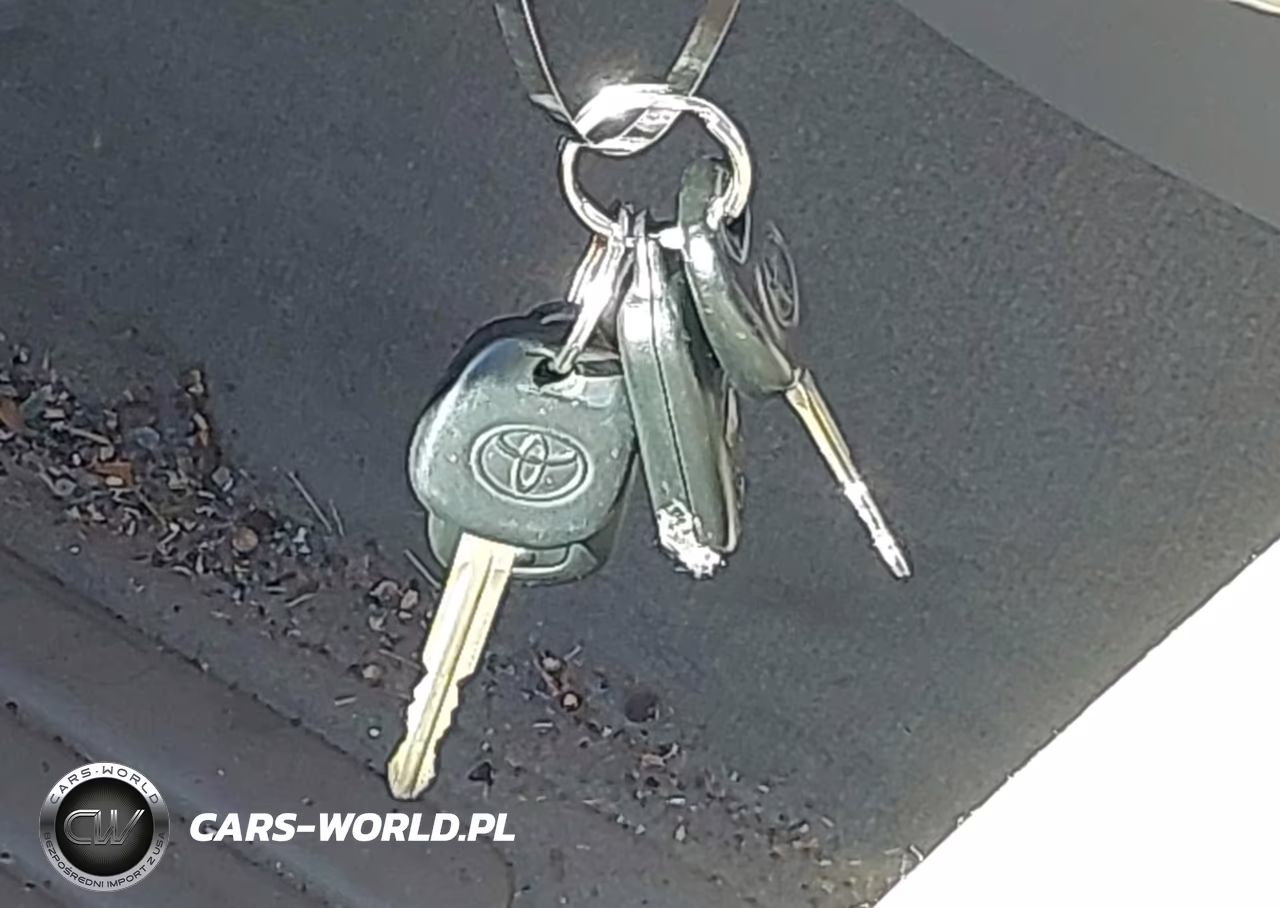 2002 Toyota Camry Le V6 VIN:4T1BF32K42U522080 - 11