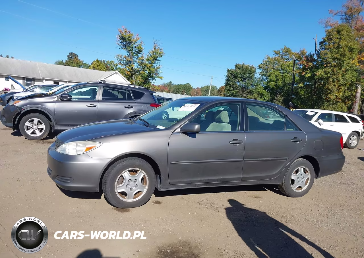 2002 Toyota Camry Le V6 VIN:4T1BF32K42U522080 - 14