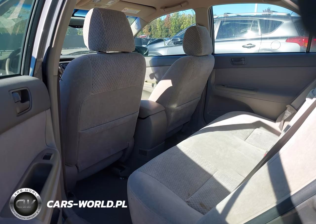 2002 Toyota Camry Le V6 VIN:4T1BF32K42U522080 - 8