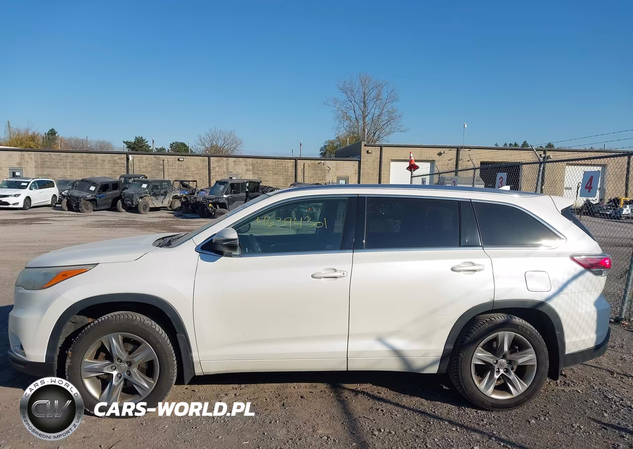 2015 Toyota Highlander Limited V6 VIN:5TDDKRFH2FS182318 - 14