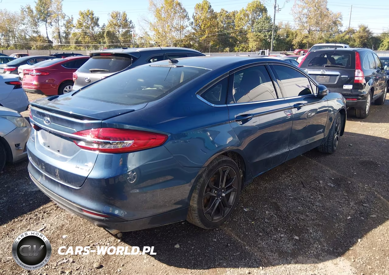 2018 Ford Fusion Hybrid Se VIN:3FA6P0LU6JR269809 - 4