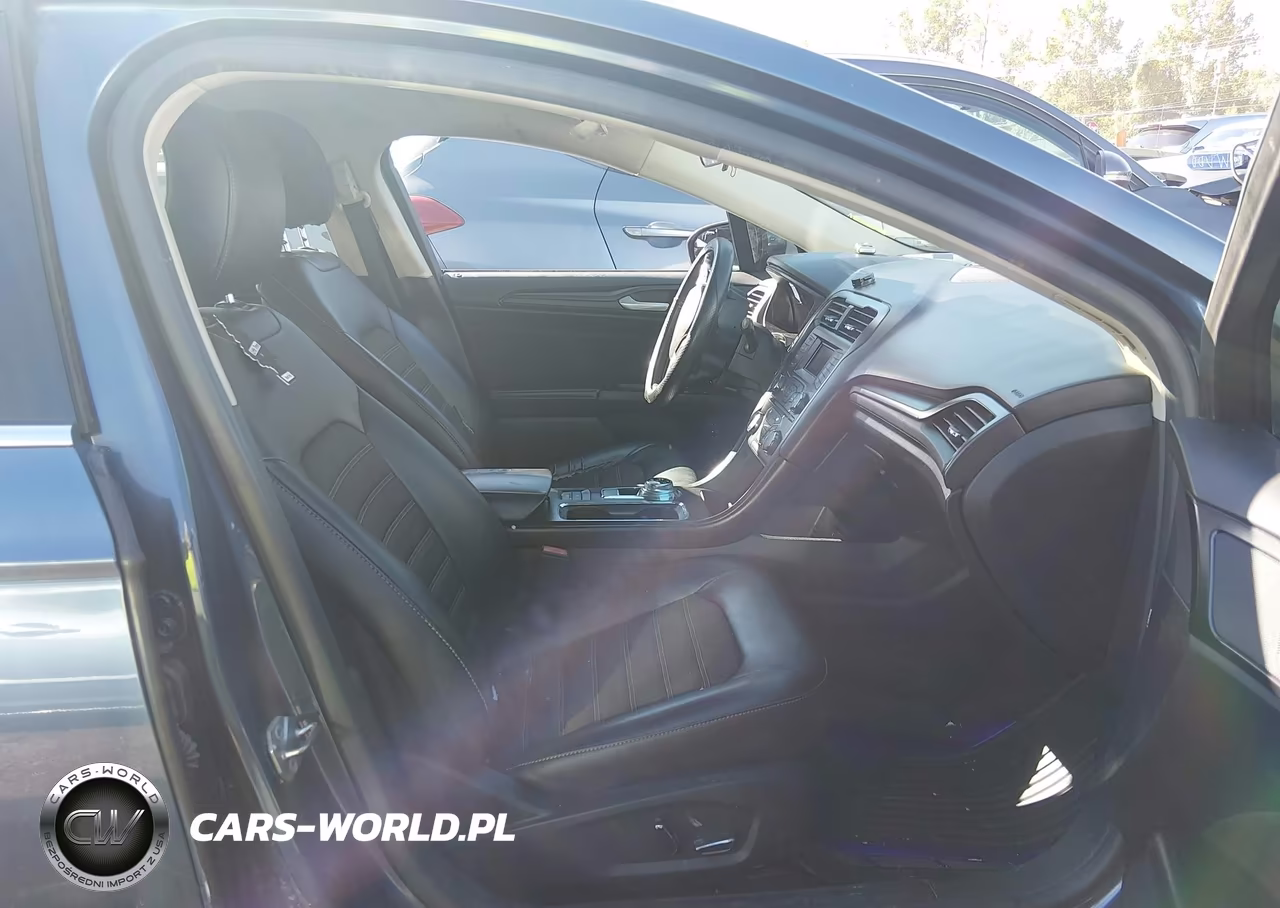 2018 Ford Fusion Hybrid Se VIN:3FA6P0LU6JR269809 - 5