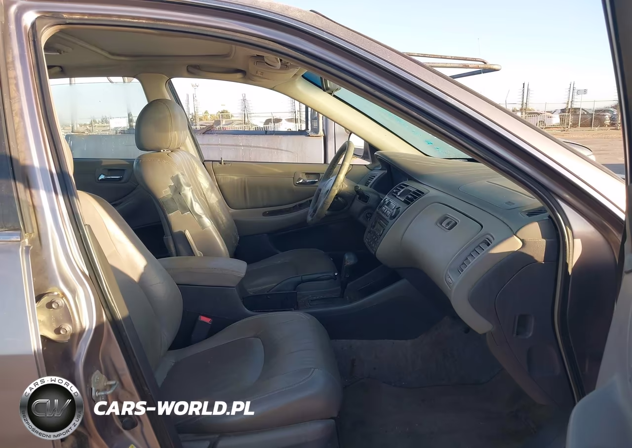 2000 Honda Accord 3.0 Ex VIN:1HGCG1658YA007092 - 5