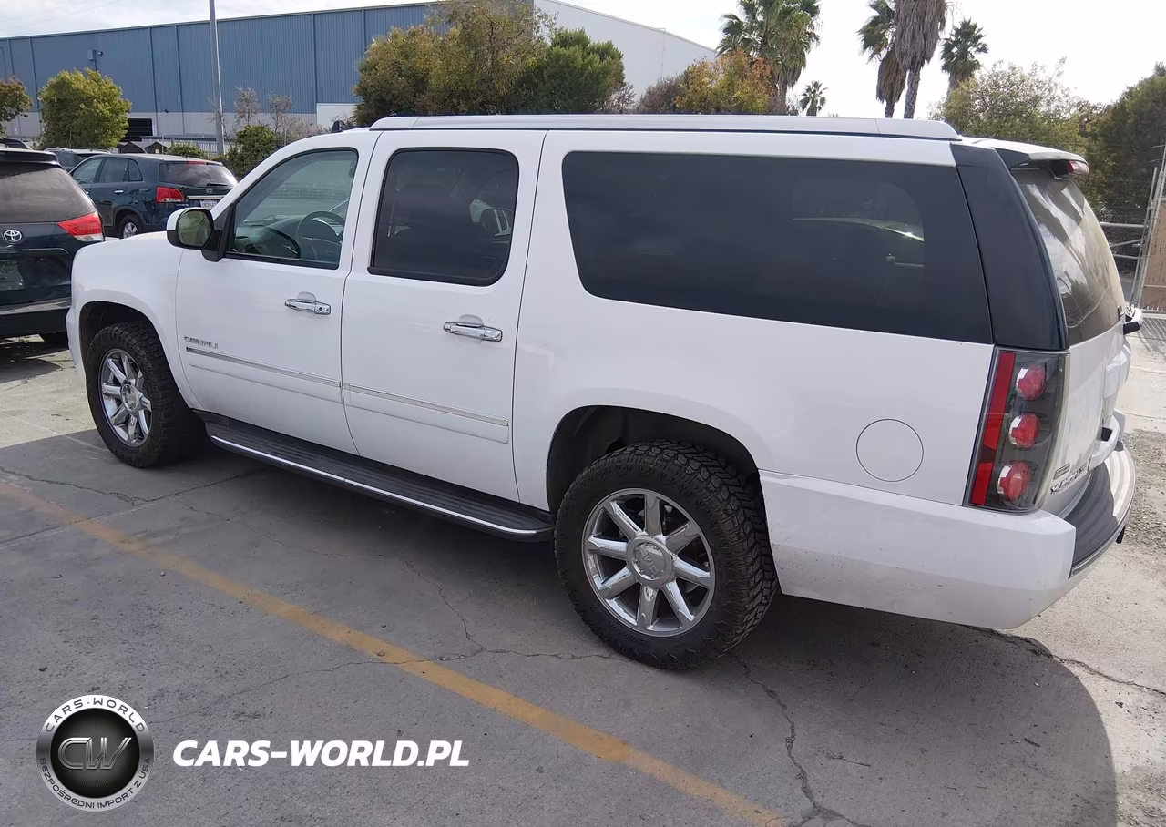 2011 GMC Yukon Xl 1500 Denali VIN:1GKS2MEF2BR353706 - 3