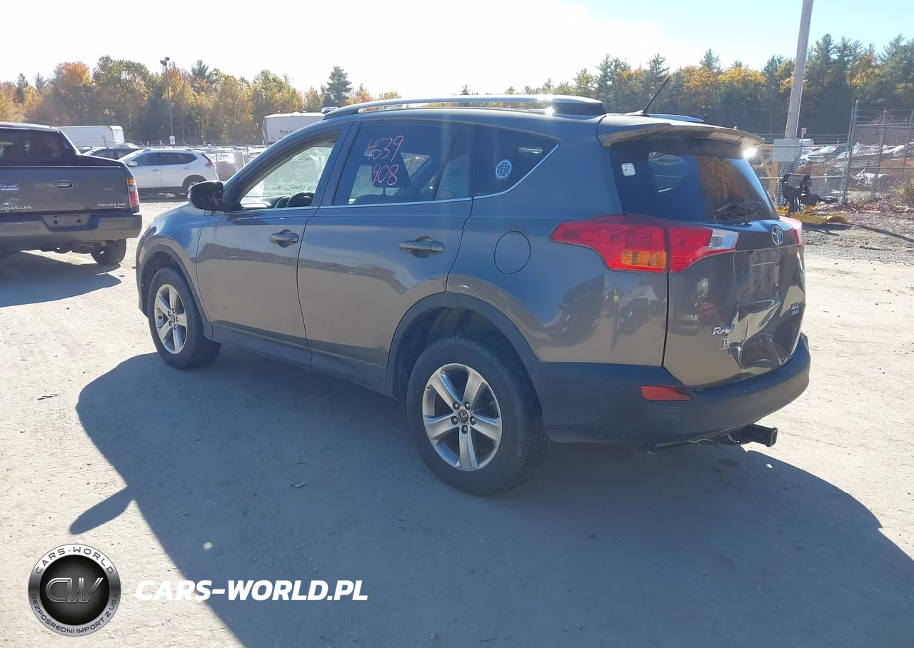 2015 Toyota Rav4 Xle VIN:2T3RFREV9FW231630 - 3