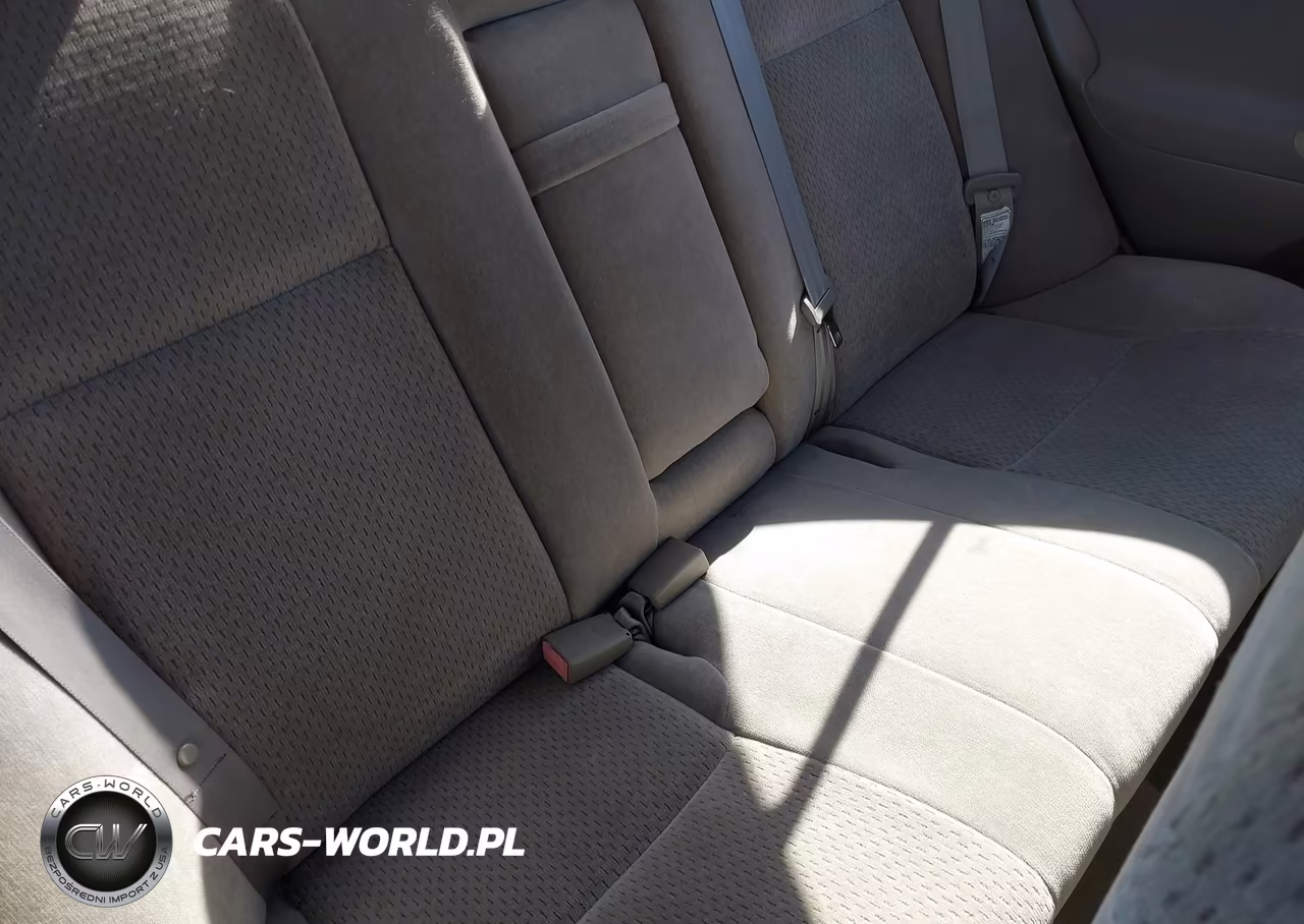 2002 Toyota Camry Le VIN:4T1BE32K02U020508 - 8
