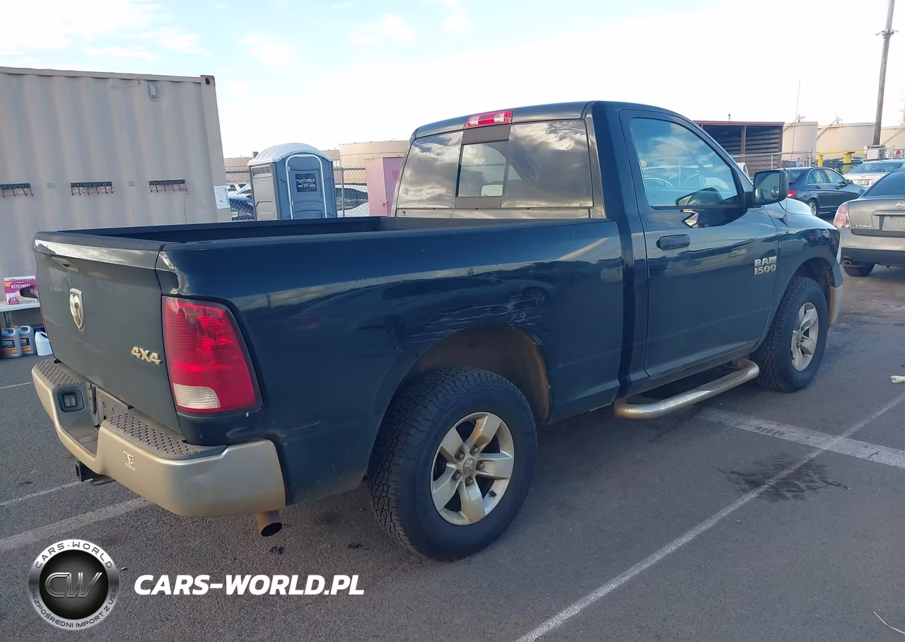 2013 Ram 1500 Tradesman VIN:3C6JR7AG4DG555721 - 4