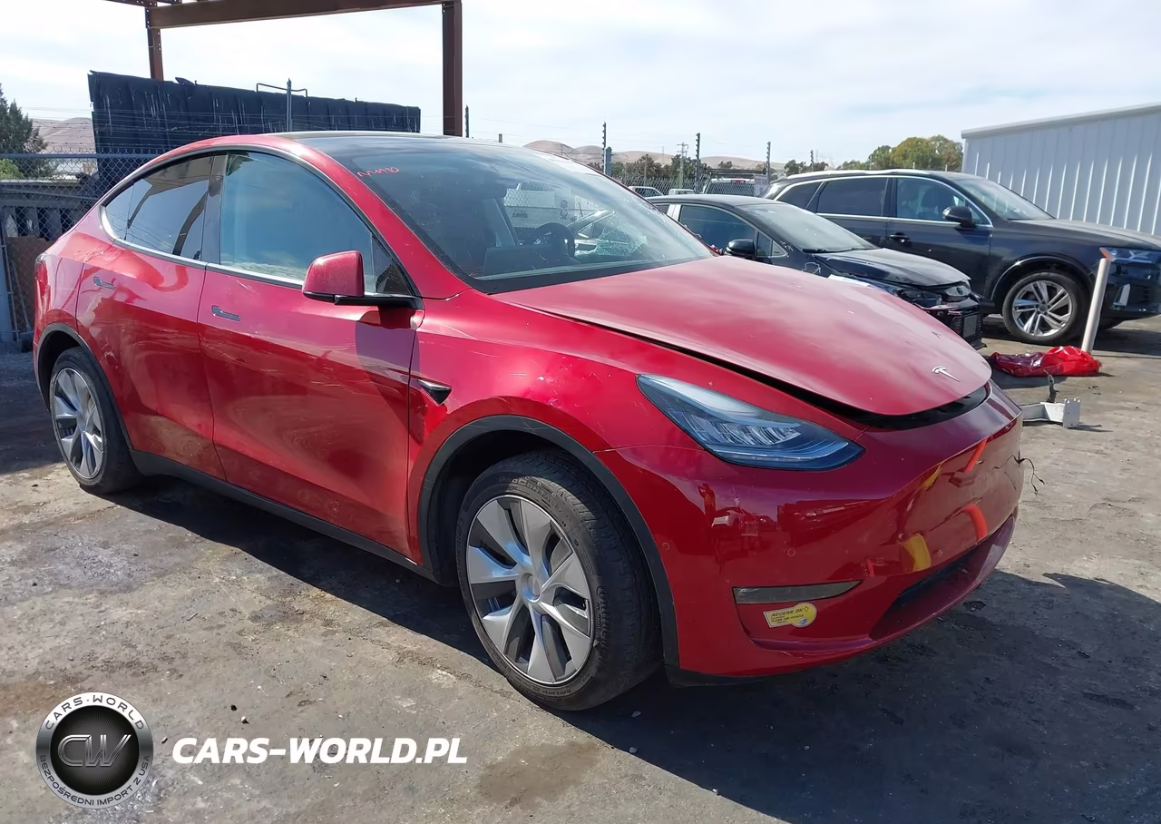2022 Tesla Model Y Long Range Dual Motor All-Wheel Drive