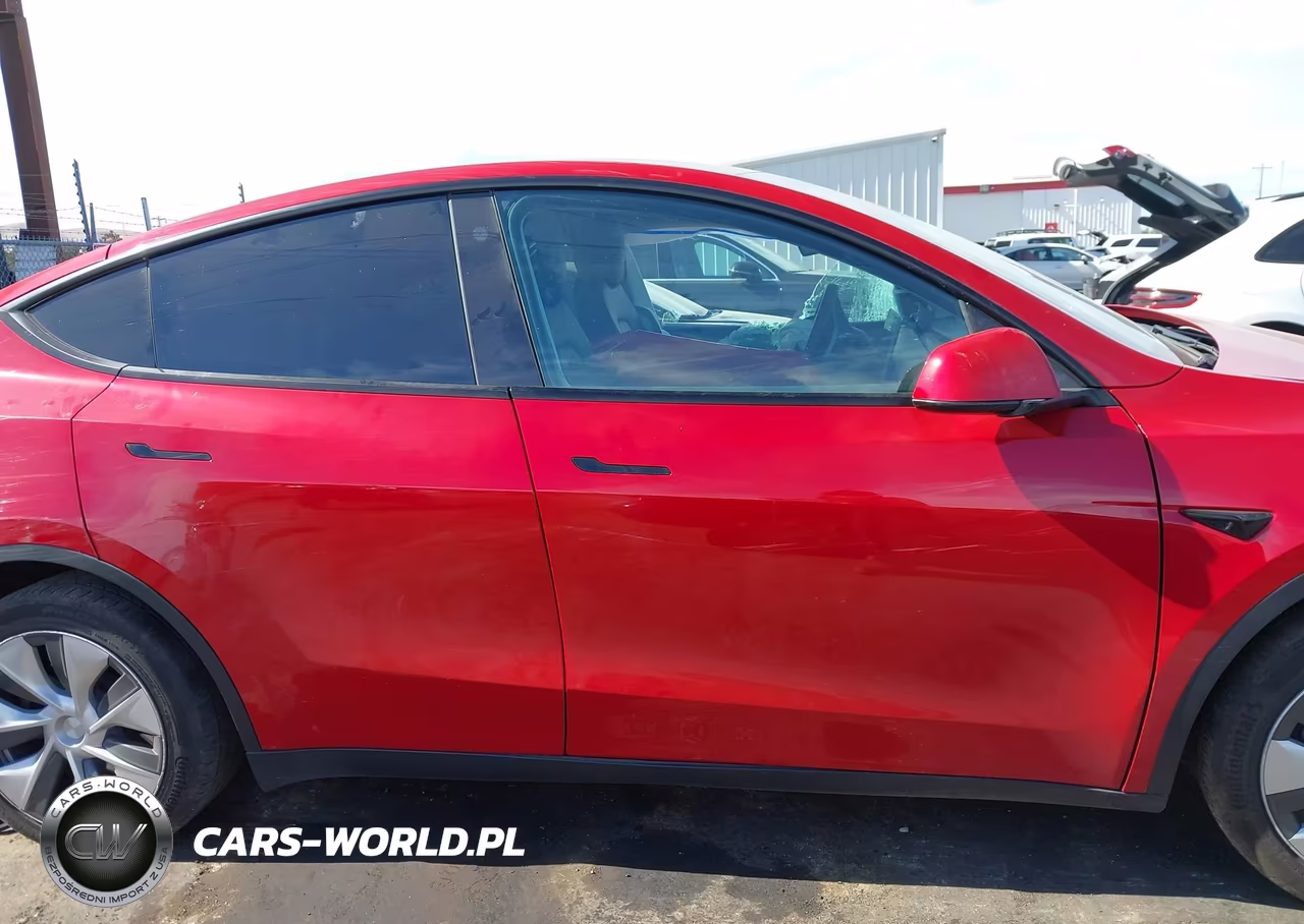 2022 Tesla Model Y Long Range Dual Motor All-Wheel Drive VIN:7SAYGDEE6NF570493 - 15