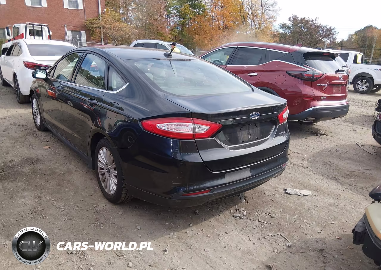 2015 Ford Fusion Hybrid S VIN:3FA6P0UU6FR197385 - 3