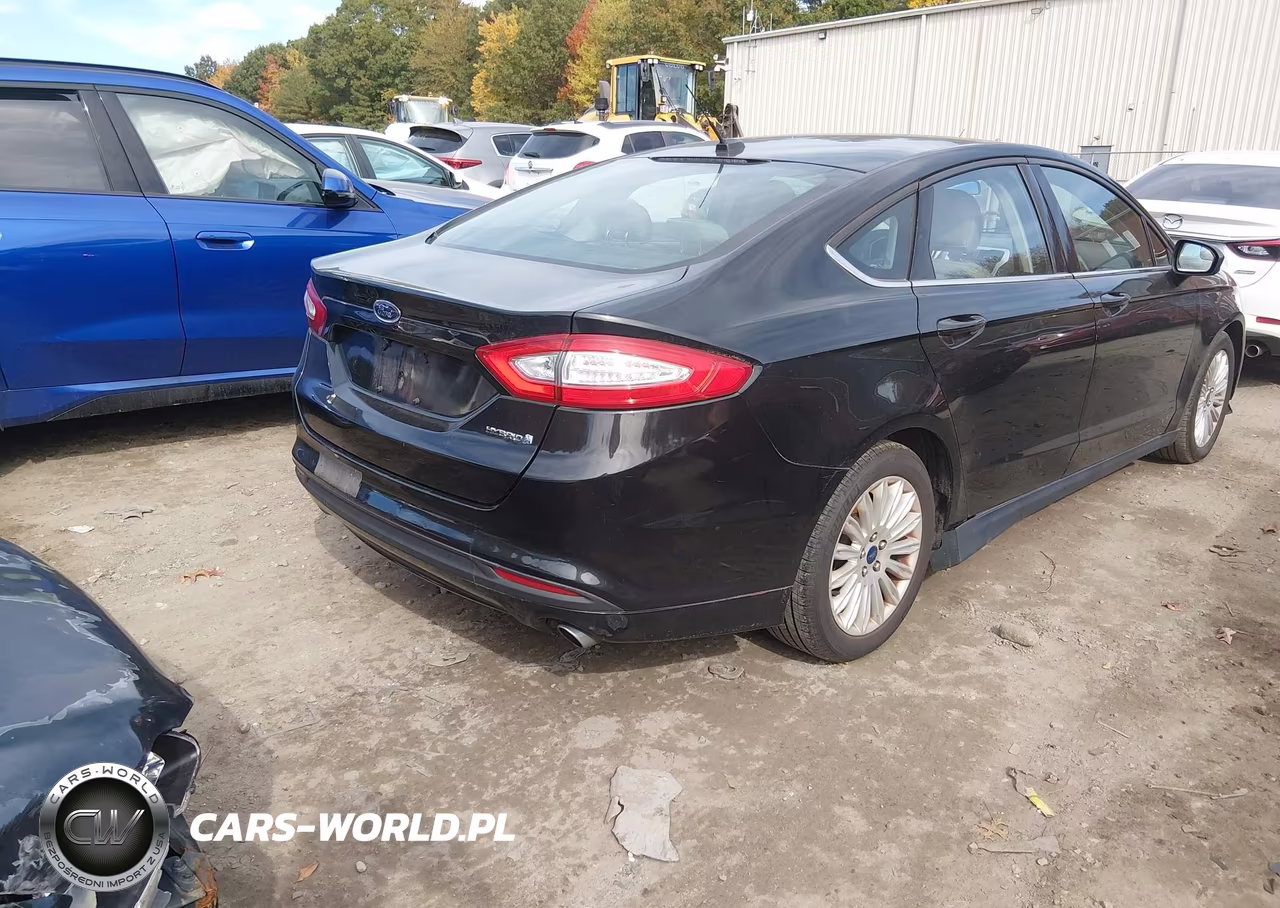 2015 Ford Fusion Hybrid S VIN:3FA6P0UU6FR197385 - 4