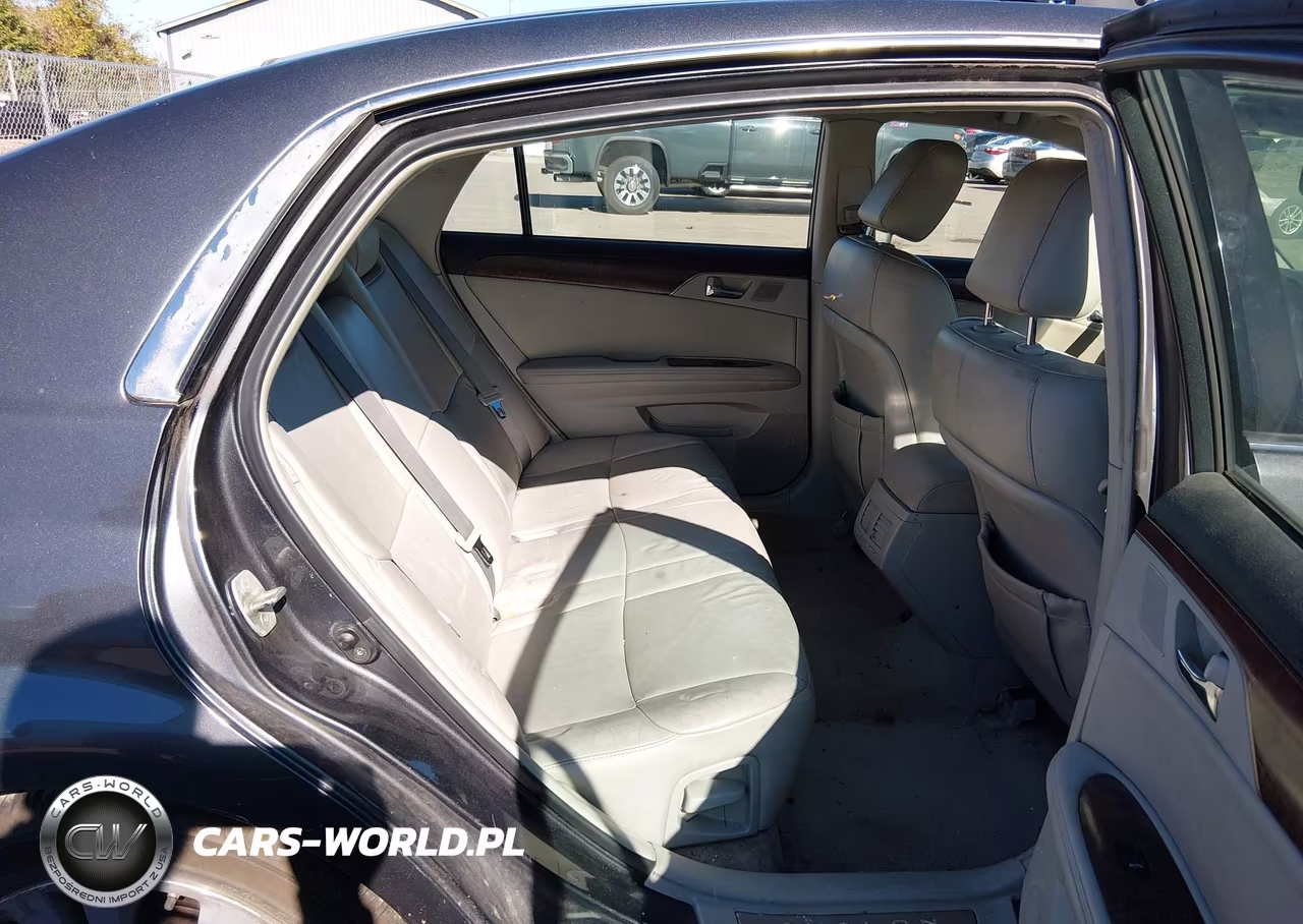 2011 Toyota Avalon VIN:4T1BK3DB2BU386069 - 8