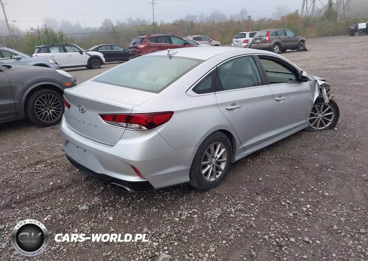 2019 Hyundai Sonata Se VIN:5NPE24AF9KH738363 - 4