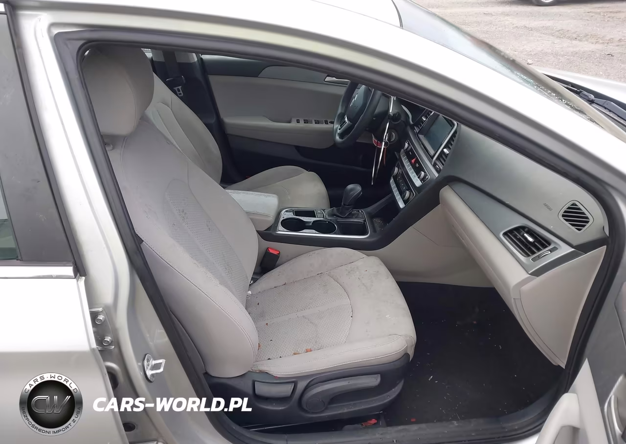 2019 Hyundai Sonata Se VIN:5NPE24AF9KH738363 - 5