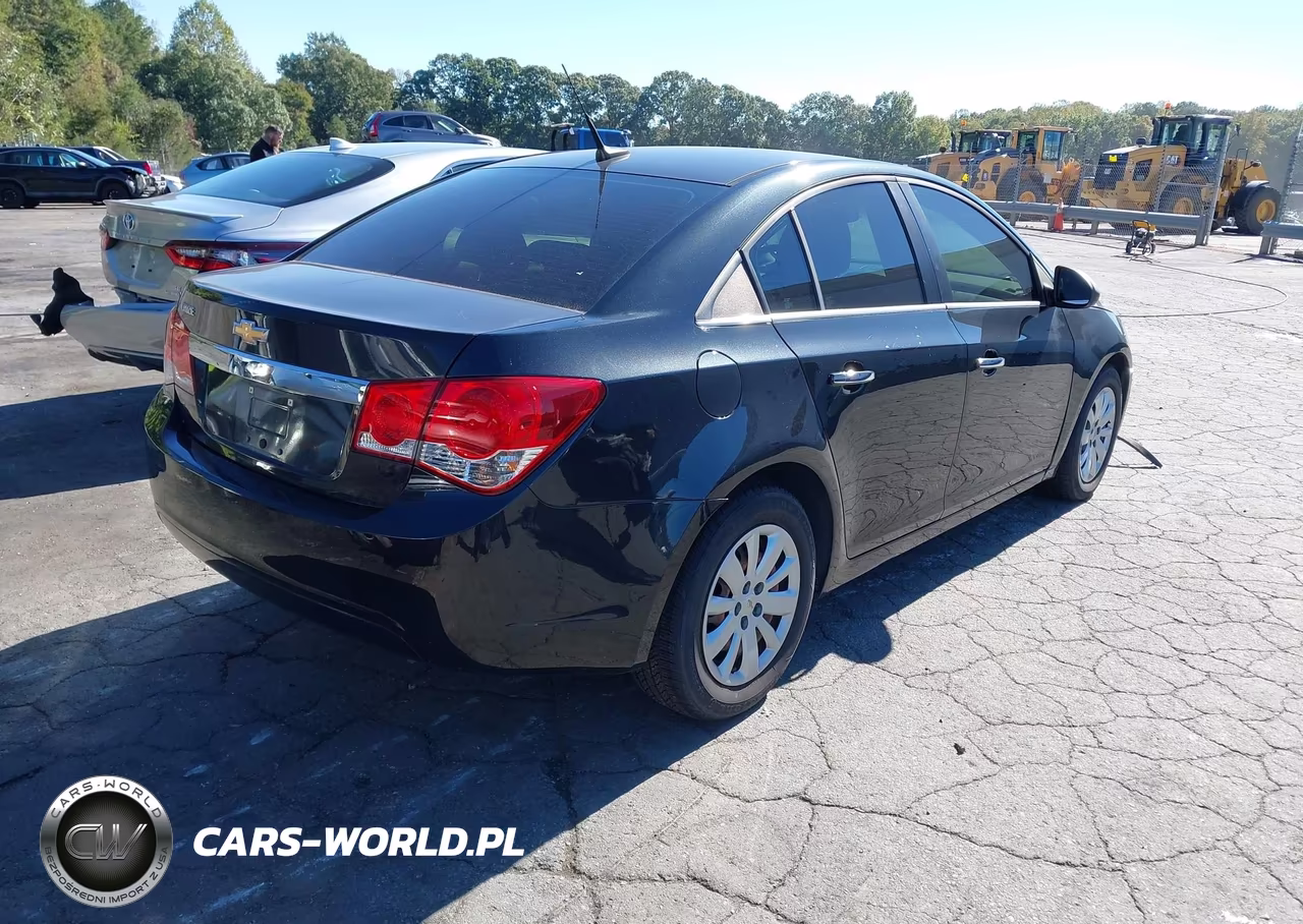 2011 Chevrolet Cruze Ls VIN:1G1PC5SH5B7259477 - 4
