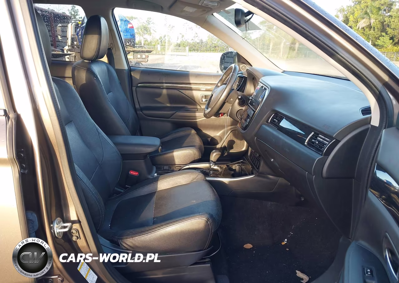 2017 Mitsubishi Outlander Se-Sel VIN:JA4AD3A30HZ051101 - 5