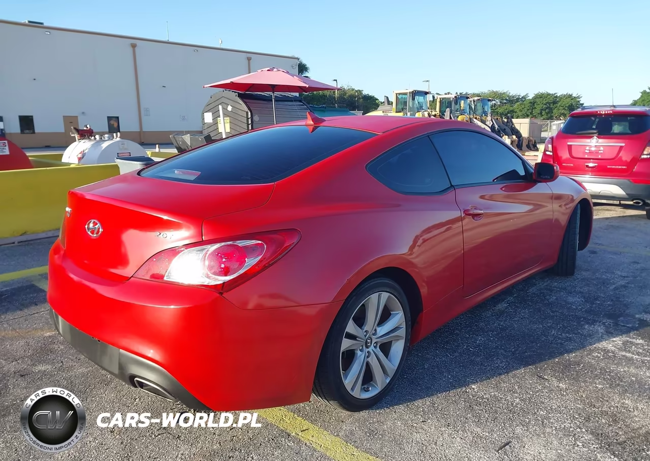2010 Hyundai Genesis 2.0T Premium VIN:KMHHT6KD7AU027649 - 4