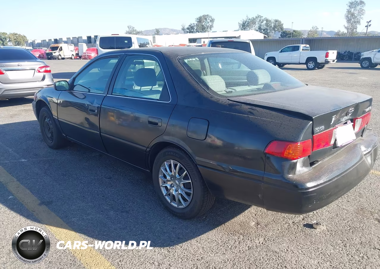 2001 Toyota Camry Ce VIN:4T1BG22K61U085883 - 3