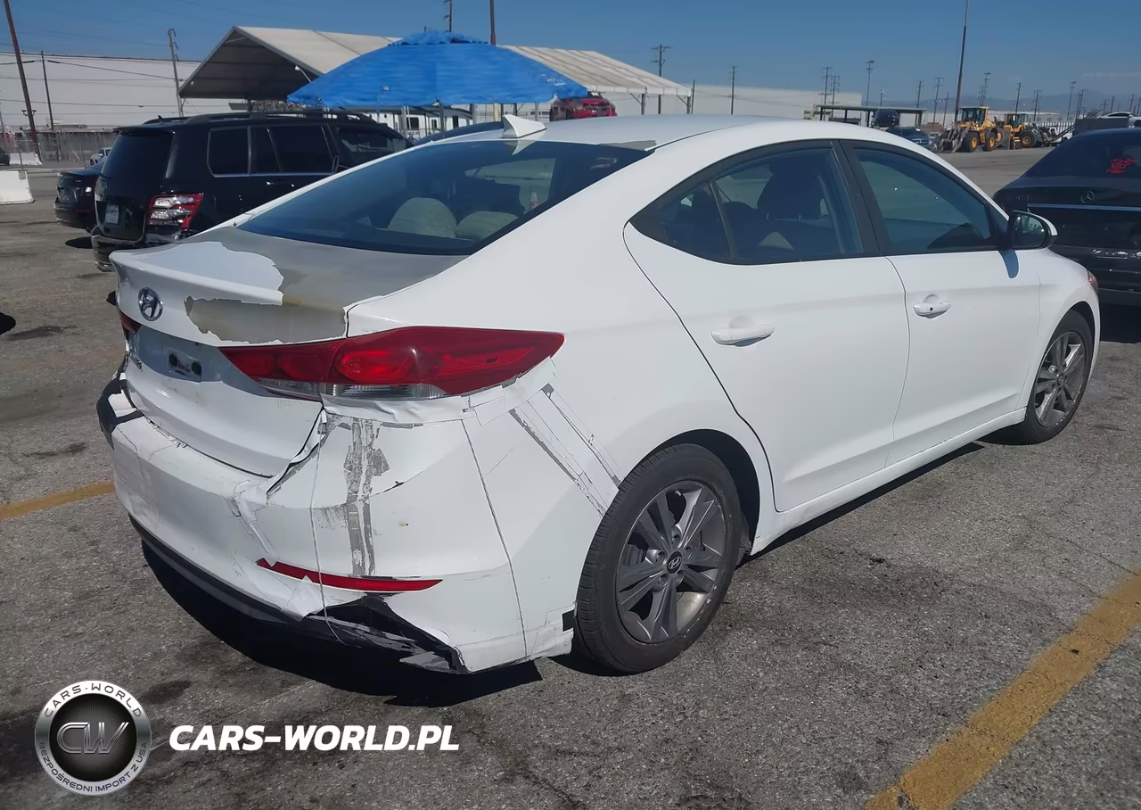 2017 Hyundai Elantra Value Edition VIN:5NPD84LF8HH210832 - 4