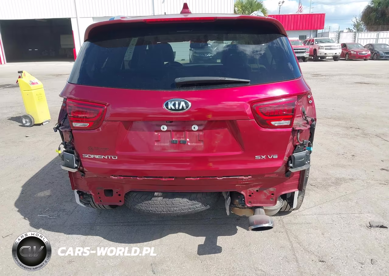 2019 Kia Sorento 3.3L Sx VIN:5XYPK4A53KG565088 - 16