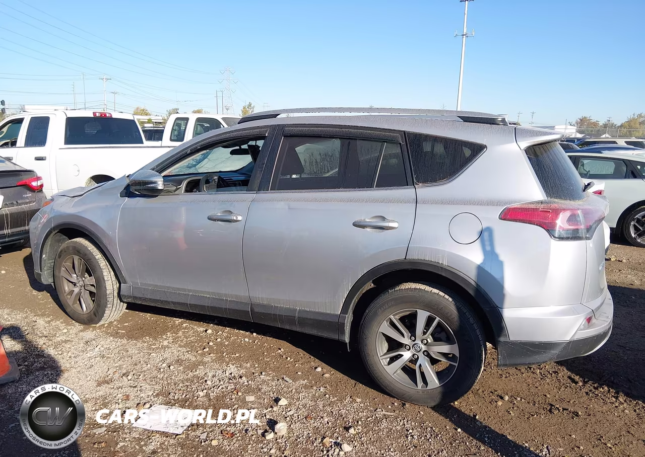 2018 Toyota Rav4 Xle VIN:2T3WFREV0JW415480 - 14