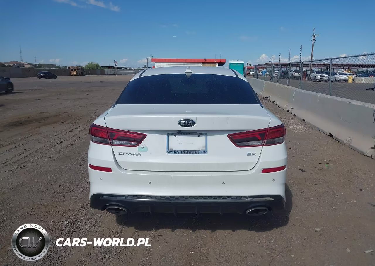 2019 Kia Optima Ex VIN:5XXGU4L17KG290835 - 16