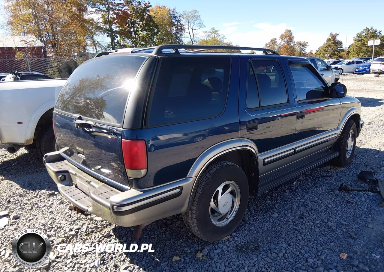 1999 Chevrolet Blazer Lt VIN:1GNDT13W2X2132164 - 4