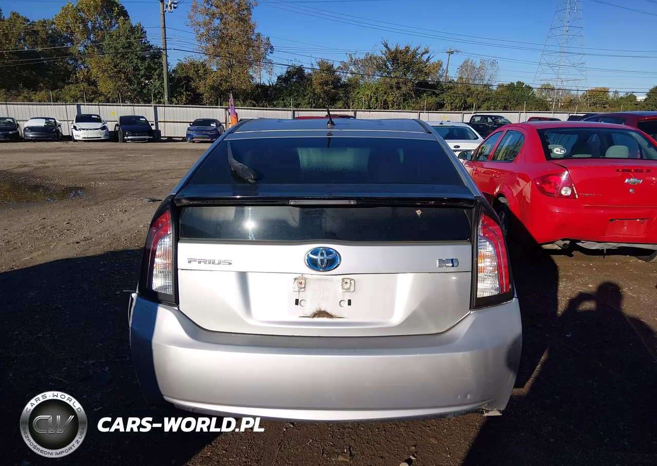 2012 Toyota Prius Two VIN:JTDKN3DU2C5478291 - 16