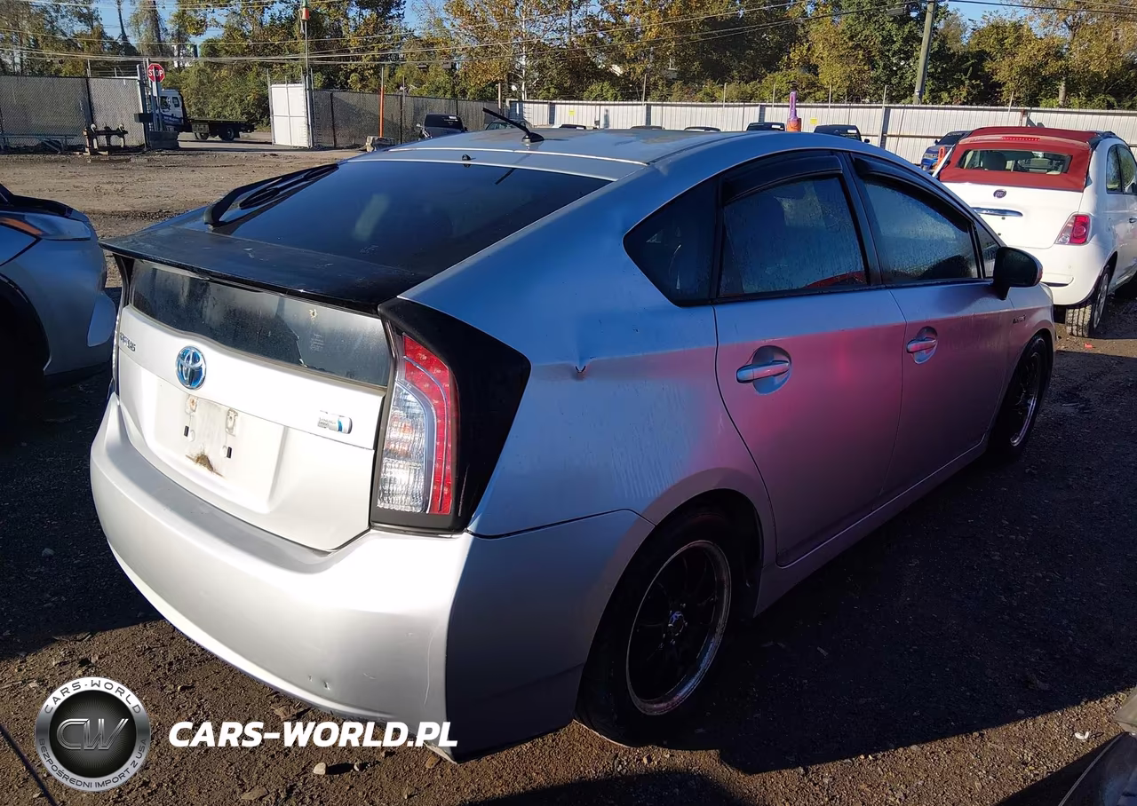2012 Toyota Prius Two VIN:JTDKN3DU2C5478291 - 4