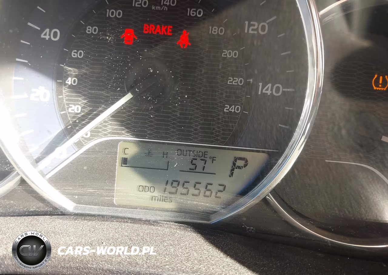 2014 Toyota Corolla Le VIN:5YFBURHE7EP161587 - 15