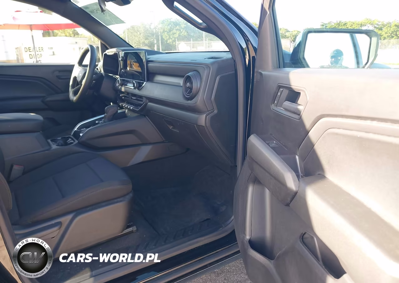 2026 Chevrolet Colorado Trail Boss 4Wd VIN:1GCPTEEK6T1136788 - 5