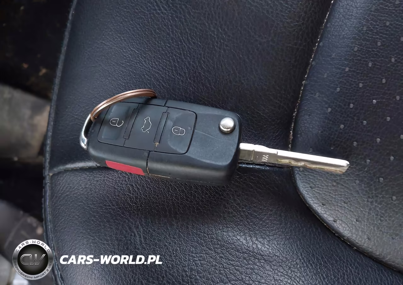 2009 Volkswagen New Beetle 2.5L VIN:3VWPW31C89M510031 - 11