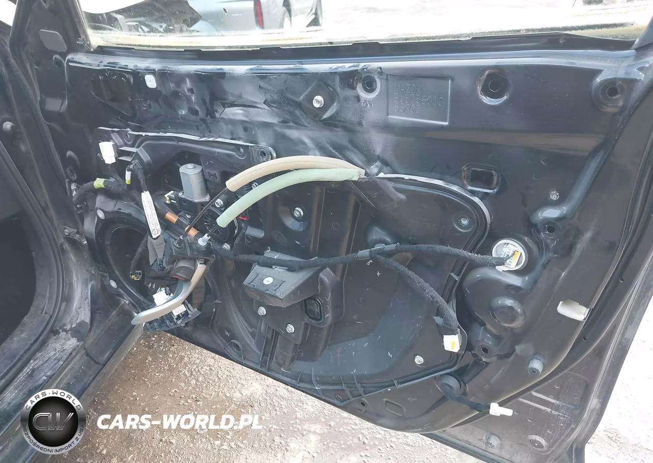 2015 Mazda Mazda3 I Grand Touring VIN:3MZBM1W79FM213166 - 18